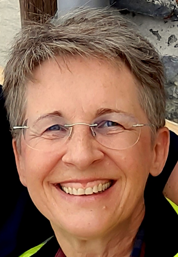 Agnes-Dorothee Surges